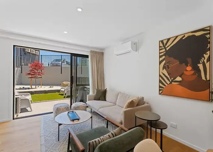 Apartment Getaway - Bright 2-bed